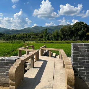 三沙花岗岩仿古石材景区使用案例