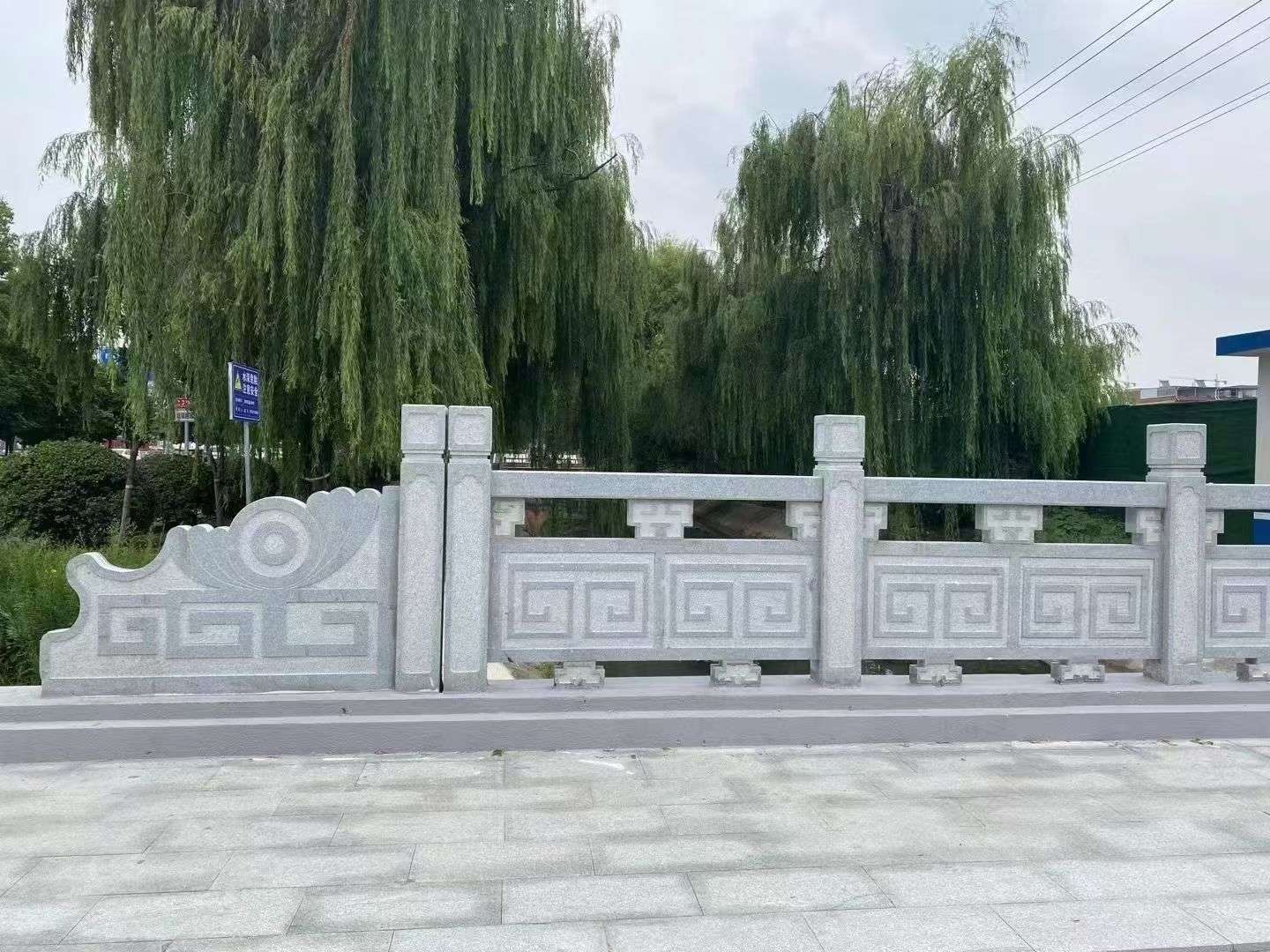 三沙 芝麻灰桥栏杆、河道栏杆安装效果